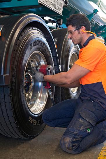 Bridgestone's new gate tyre pressure monitoring technology is being introduced to the Australian and New Zealand market, offering return-to-depot applications, such as metro delivery, refuse, construction and bus fleets, more regular and efficient pressure checks – in turn reducing the risk of tyre related break downs.