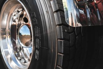Bridgestone’s M866 has delivered on its promise of industry-leading operating life.