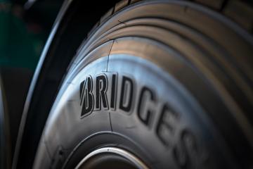 Bridgestone Service Centre Geraldton named Truck Store of the Year in Inaugural DRIVE Program