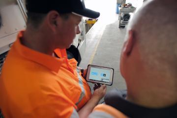Bridgestone prepares for the future with B Mobile tablet technology 