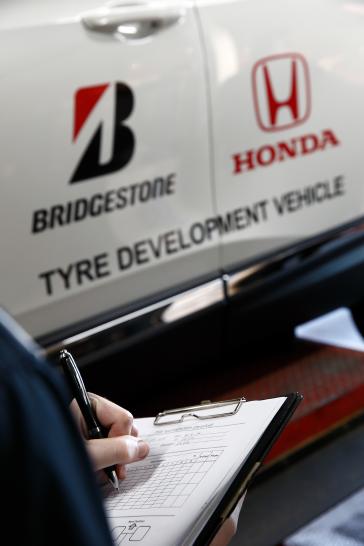 The technical departments from the local arms of both companies identified areas where they could work together on individual projects that will ultimately benefit Australian customers. Bridgestone's focus was on the development of future low rolling resistance Ecopia tyres – specially designed to save motorists fuel – using two Honda CR-Vs for extensive testing in local conditions.